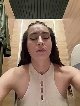 Holly_Play on StripChat 