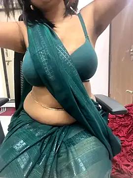 honeyboobies7249 on StripChat 