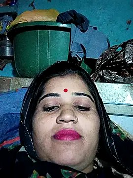 Hot_kamla from StripChat