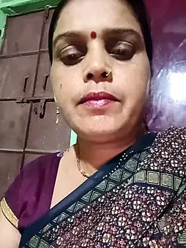 HOTSIYA21 on StripChat 