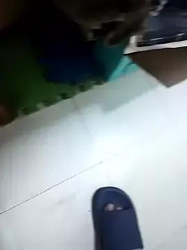 huzi518 on StripChat 