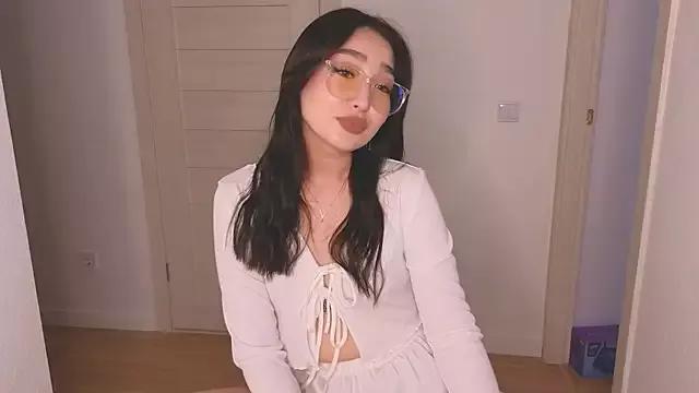 imgeishy on StripChat 