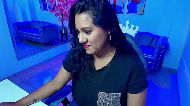 isabella_gomexx on StripChat 