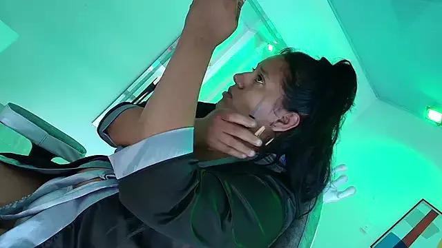 isabella_gomexx on StripChat 