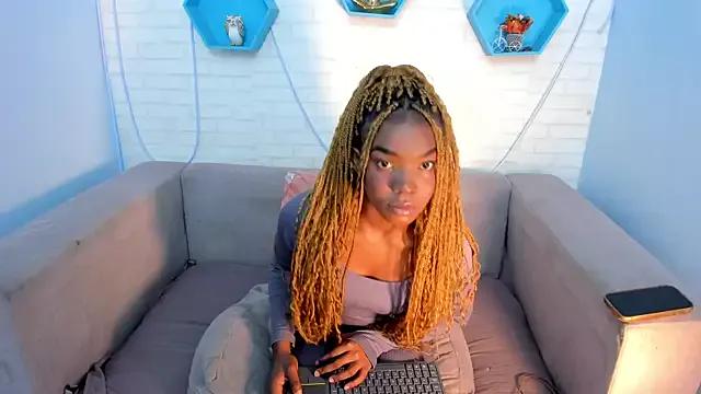 ivyy_bliss on StripChat 