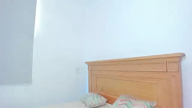 ivyy_bliss on StripChat 