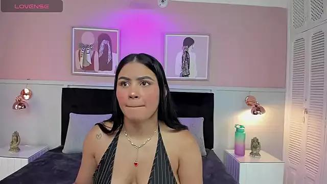 janna_lopez_ on StripChat 