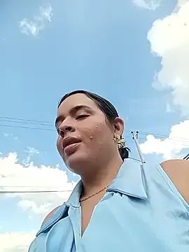 Julieth_hot-69 — Take off my panties in public 