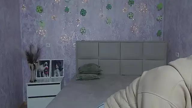 KaleyReed on StripChat 