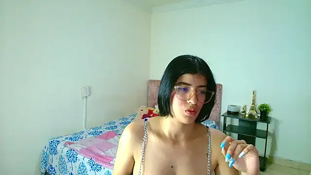 Kassandra_0304 — NAKED TOTAL