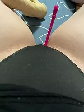 katcclovea on StripChat 