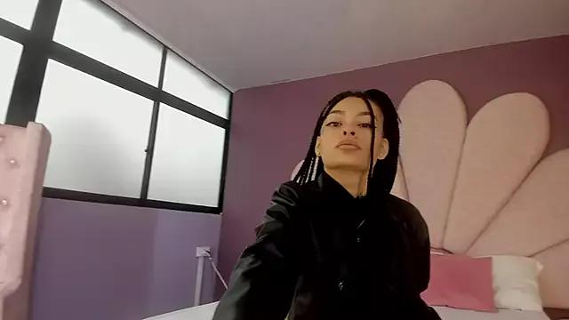KatherineGomez on StripChat 
