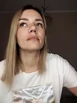 KrissSexi on StripChat 