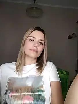 KrissSexi on StripChat 