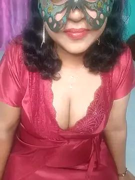 Laaly_Sona on StripChat 