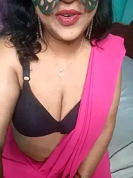 Laaly_Sona on StripChat 