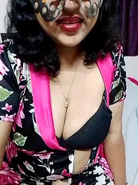 Laaly_Sona on StripChat 