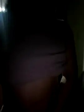 laure_torres on StripChat