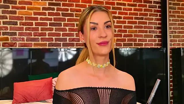 LaurynCopper on StripChat 