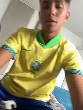 Leonarrrd_01 on StripChat