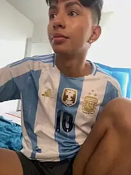 Leonarrrd_01 on StripChat