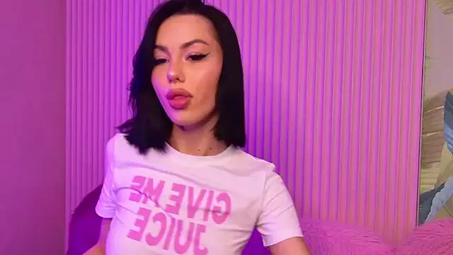 Leya_Foxhall on StripChat 