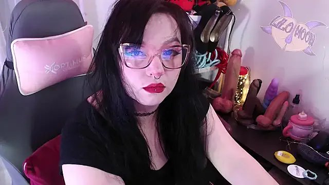 LiloMoon69 on StripChat