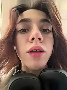 Lily__Belle on StripChat 
