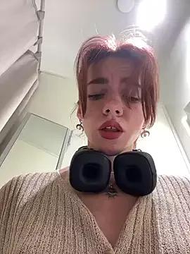 Lily__Belle on StripChat 