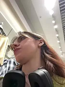 Lily__Belle on StripChat 