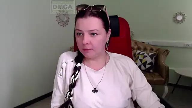 Lily_flower7 on StripChat 