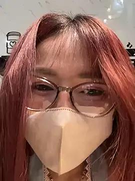 Linh_2004 on StripChat 