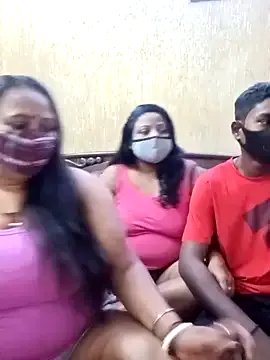 LoveOnStream from StripChat