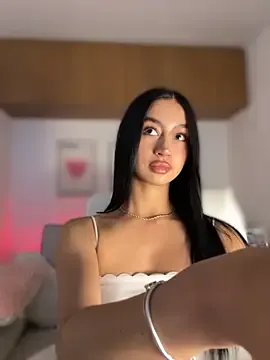 maddy_bronw_ on StripChat