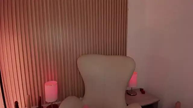 MarianL0ve on StripChat 