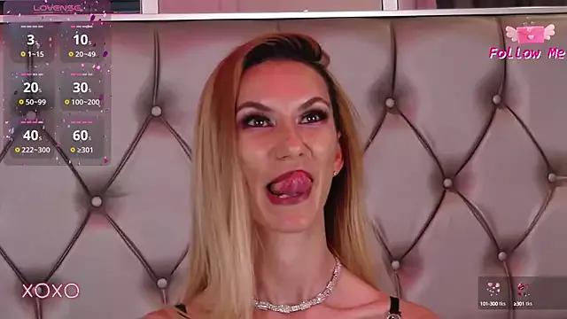 MayaHale on StripChat 