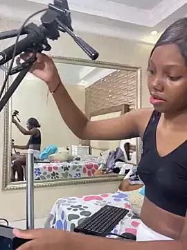 Meegannhill on StripChat 