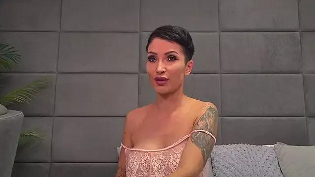 Mellisandre on StripChat 