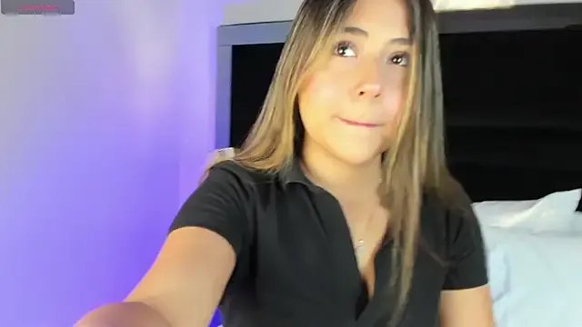 MelodyRey_ on StripChat