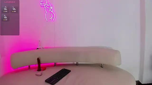 mia_everly on StripChat 