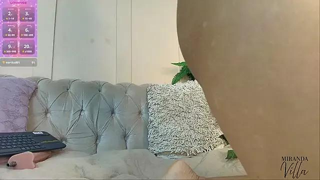 miranda_villa on StripChat 