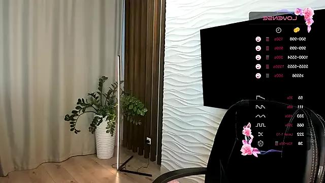MoriGirl on StripChat 