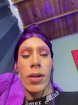 Naugth_channel_ts on StripChat 