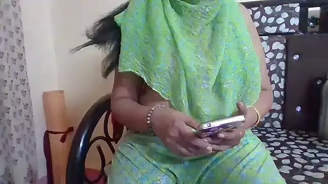 NautyBabe on StripChat