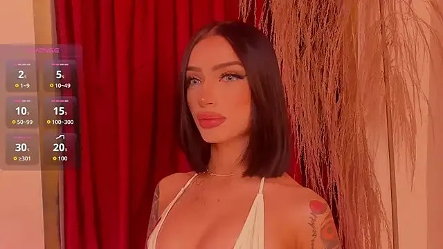 PeytonReeds — Body Tour + show tits naked play