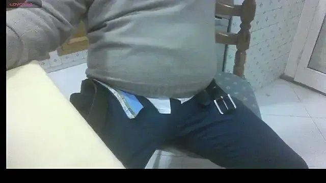 polloiw from StripChat