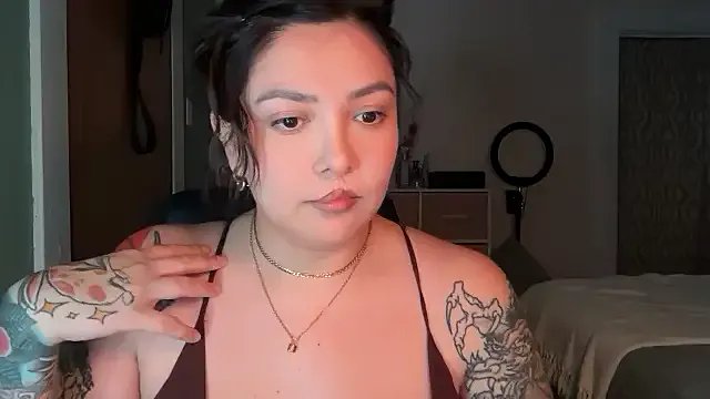 Pumpkin_bunny on StripChat