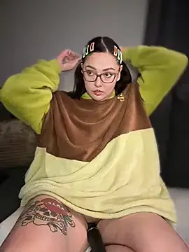 Pumpkin_bunny on StripChat