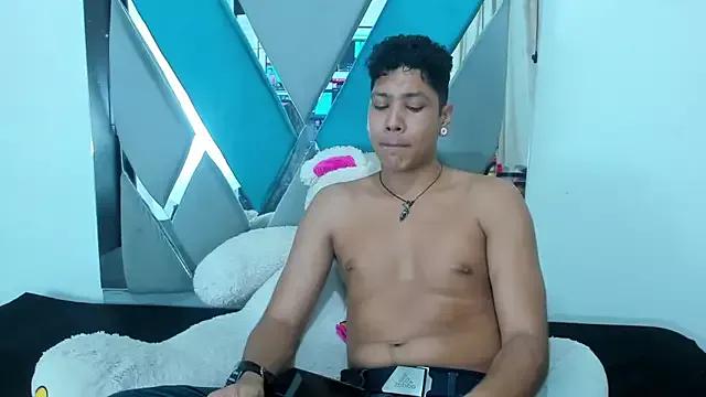 Rizzi_AND_West on StripChat 