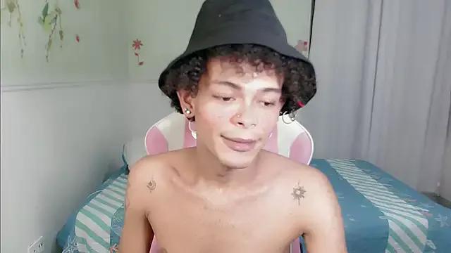 rose_Skinny_ on StripChat 